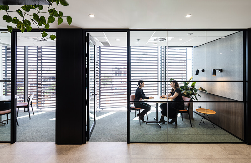 Benefits Of Using Glass Partition In Office Fitouts